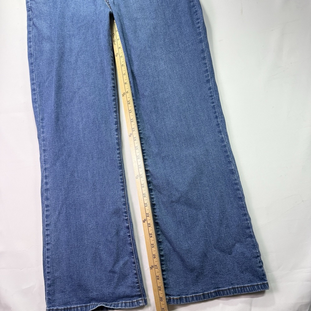 Levi's 512 Jeans Women's Size 18M Straight Blue Denim - Picture 6 of 11